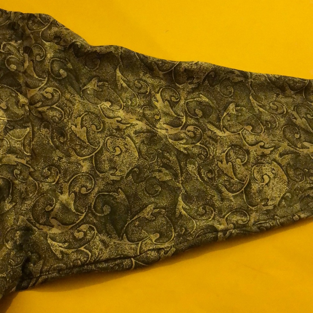 ST.JOHN vintage silk blouse - Picture 7 of 8